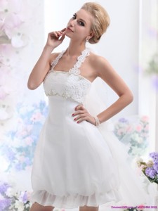 Cheap Halter Top Laced Bridal Gowns in White 