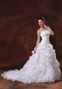 Perfect Appliques And Ruffles Wedding Dress With Chapel Train Organza For Custom Made In Carter