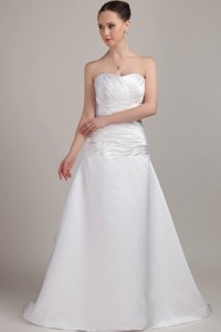 Romantic princess Sweetheart Brushsweep Taffeta Ruch And Pleat Wedding Dress
