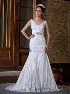 Elegant Mermaid V-neck Court Train Taffeta Ruch and Beading Wedding Dress 
