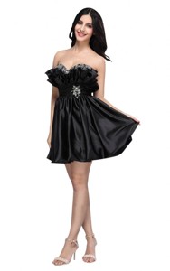 Sweetheart Mini-length Beaded Decorate Black Prom Dress