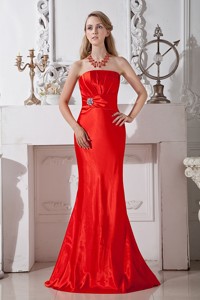 Red Column Strapless Floor-length Ruch and Beading Taffeta Prom Dress