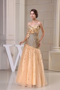Sequin Tulle Sweetheart Gold Prom Dress with Ruche and Beading