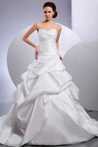 Wedding Dress With Sweetheart Ruching And Pick-ups Chapel Train For Custom Made