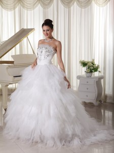 Tulle Ruffles Popular Wedding Dress Strapless Sweep Brush Beaded Decorate Up Bodice