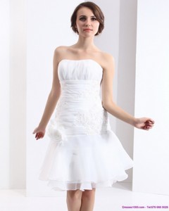 Wonderful Strapless Wedding Dress With Knee-length