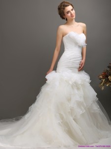 Classical Sweetheart Wedding Dress With Ruching And Ruffles