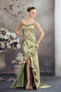 Column Off The Shoulder Green Ruching Prom Dress