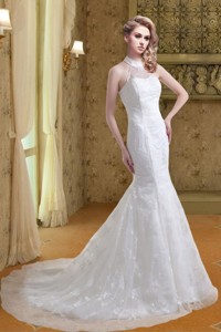 Fashionable Lace Mermaid Court Train Wedding Dress with Halter Top 