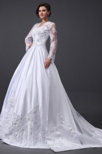 V-neck Appliques Wedding Dress With Long Sleeves