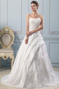 Spaghetti Straps Wedding Gowns Lace With Ruched Bodice