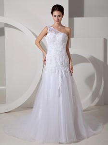 Lovely One Shoulder Court Train Tulle Lace Wedding Dress