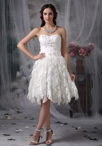 Sweet Empire Sweetheart Knee-length Lace Beading Wedding Dress 