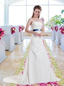 Inexpensive Strapless Belt And Ruched Wedding Dress With Column