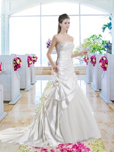 Romantic Mermaid One Shoulder Bridal Gowns with Court Train 