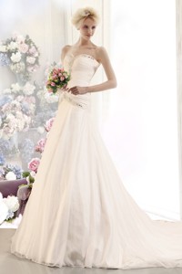 Gorgeous A Line Beading Wedding Dress with Sweetheart 