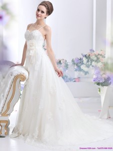 Perfect Sequines White Bridal Gowns with Hand Made Flower 