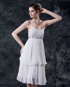 Luxurious Empire Strapless Prom Dress With Beading