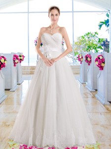 Exquisite Appliques Sweetheart Bridal Dress With A Line