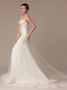 Luxurious Beading and Lace White Wedding Dress with Court Train 