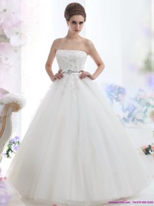Popular Strapless Beading Wedding Dress With Brush Train