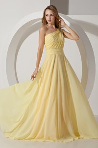 Light Yellow Empire One Shoulder Brush Train Chiffon Beading Prom Dress