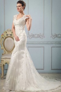 Luxurious Mermaid V-neck Wedding Dress With Lace And Beading