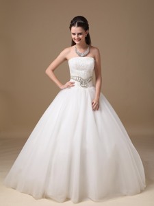 White Ball Gown Strapless Floor-length Taffeta and Tulle Beading and Lace Quinceanera Dress 
