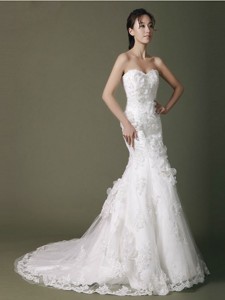 Brand New Beading Lace Wedding Dress With Court Train