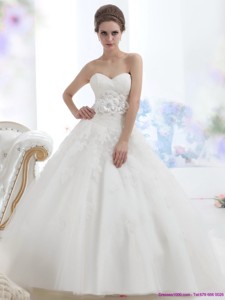 Fashionable Sweetheart Wedding Dress With Lace