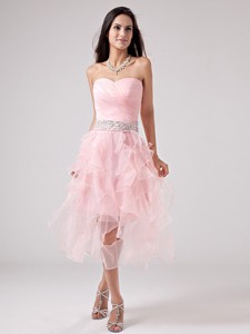 Lovely Baby Pink Prom Dress With Beaded Decorate And Ruch Sweetheart Ruffles Organza In