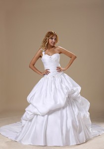 Appliques Decorate One Shoulder Neckline And Bodice Pick-ups Taffeta Ball Gown Wedding Dress Ch