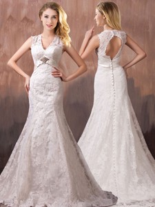 Classical Mermind V Neck Lace And Sashes Wedding Dress With Shade Back