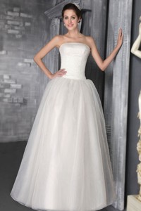 Beautiful princess Strapless Floor-length Organza Beading Wedding Dress
