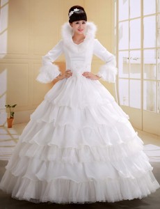 White Organza and Tulle With Imitated Feather Decorate High-neck Long Sleeves Organza Wedding Dress 
