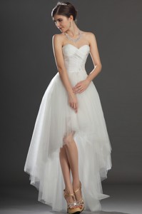 Fashionable Beading And Appliques High Low Wedding Dress In Tulle