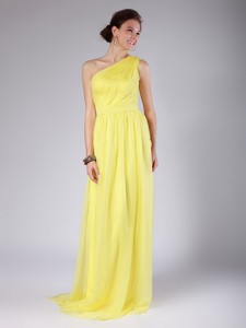 Elegant One Shoulder Sashes Yellow Prom Dress With Sweep Train
