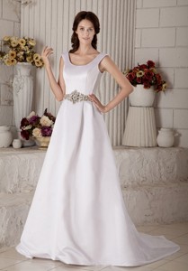Luxurious Princess Scoop Court Train Satin Beading Wedding Dress