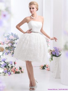 Classical Strapless Wedding Dress With Knee-length