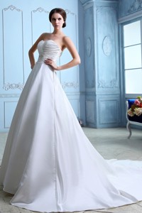 Unique Sweetheart Court Train Satin Ruch And Beading Wedding Dress