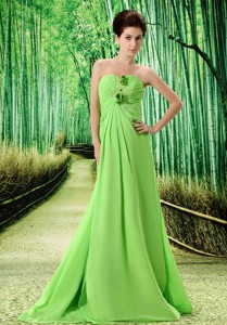 Spring Green Stylish El Tigre Prom Dress Hand Made Flower and Ruch In Graduation