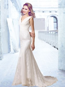 Hot Sale V Neck Ruching Wedding Dress With Lace