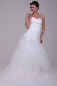 Strapless Ruching Tulle Wedding Dress With Brush Train