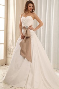 Best Sweetheart Wedding Dress With Sash And Ruched Bodice Taffeta For Wedding Party