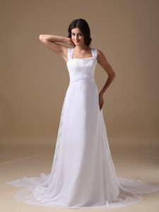 Beautiful Square Court Train Chiffon Lace Wedding Dress