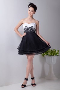 Black And White Sweetheart Mini-length Organza Appliques Prom Homecoming Dress