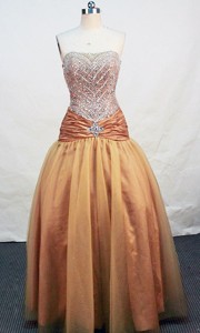 Beautiful Strapless Floor-length Tulle Gold Prom Dress Beading