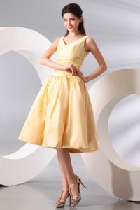 Light Yellow V-neck Knee-length Ruching Prom Dress
