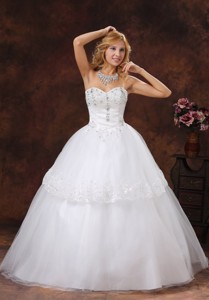 Beading And Embroidery Decorate Sweetheart Neckline Tulle Floor-length Ball Gown Wedding Dress