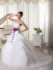 Organza Court Train Beautiful Weding Dress With Hand Made Flowers Belt And Beaded Bust Sweeth
